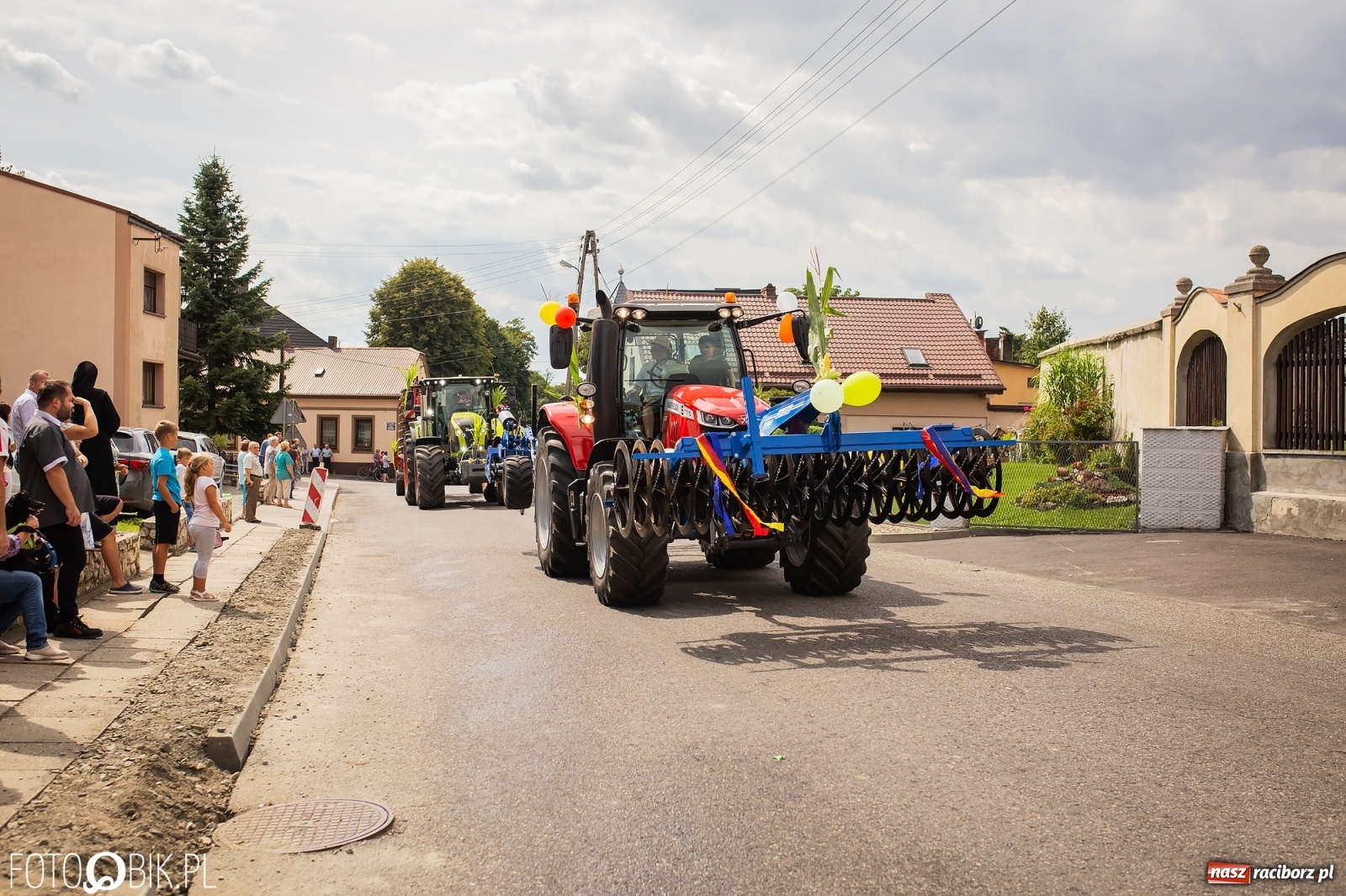 Zdjęcie w galerii na portalu naszraciborz.pl: My pandemii się nie boimy. Dożynki w Krzanowicach wiadomości z regionu
