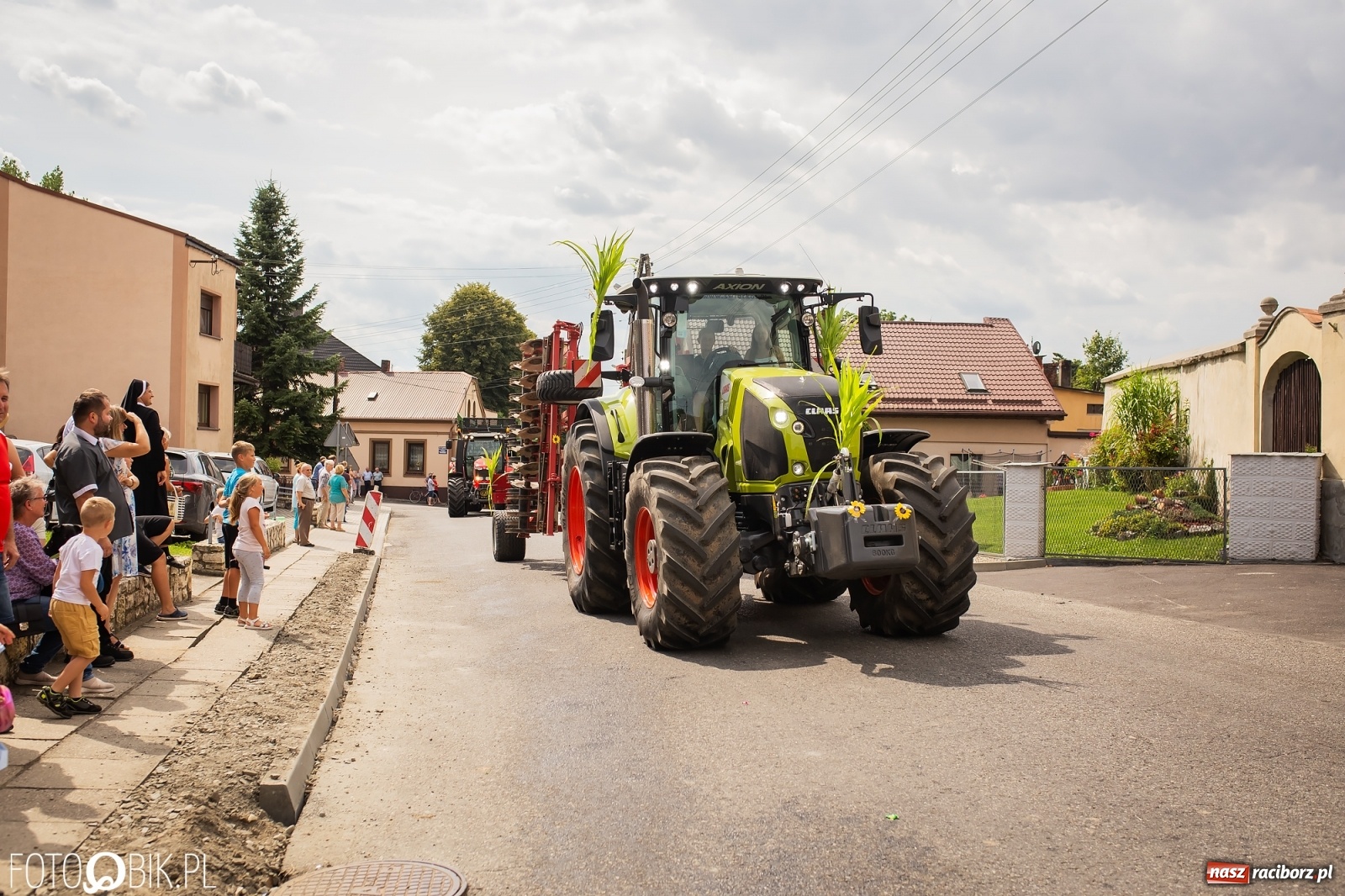 Zdjęcie w galerii na portalu naszraciborz.pl: My pandemii się nie boimy. Dożynki w Krzanowicach wiadomości z regionu