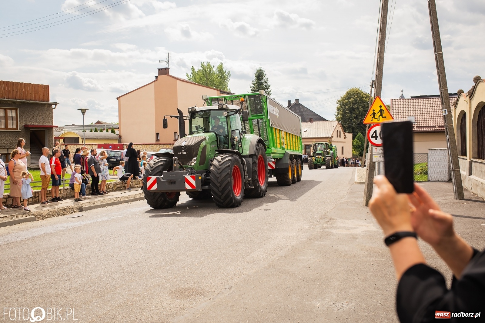 Zdjęcie w galerii na portalu naszraciborz.pl: My pandemii się nie boimy. Dożynki w Krzanowicach wiadomości z regionu