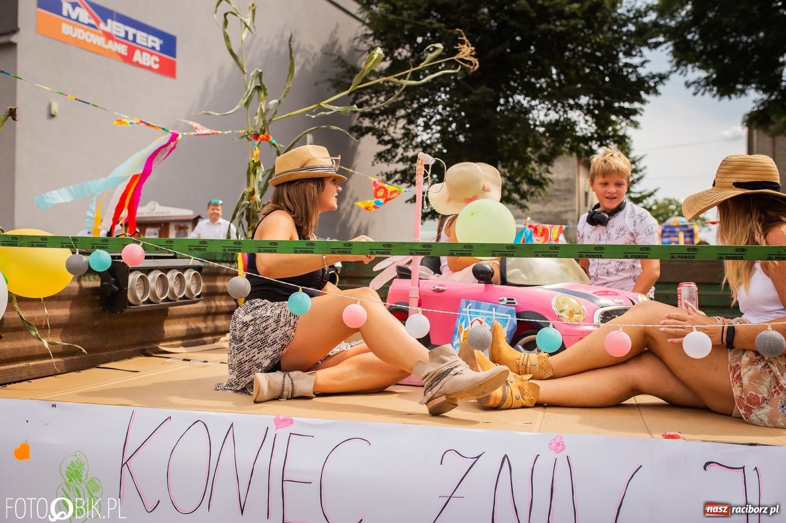 Zdjęcie w galerii na portalu naszraciborz.pl: My pandemii się nie boimy. Dożynki w Krzanowicach wiadomości z regionu
