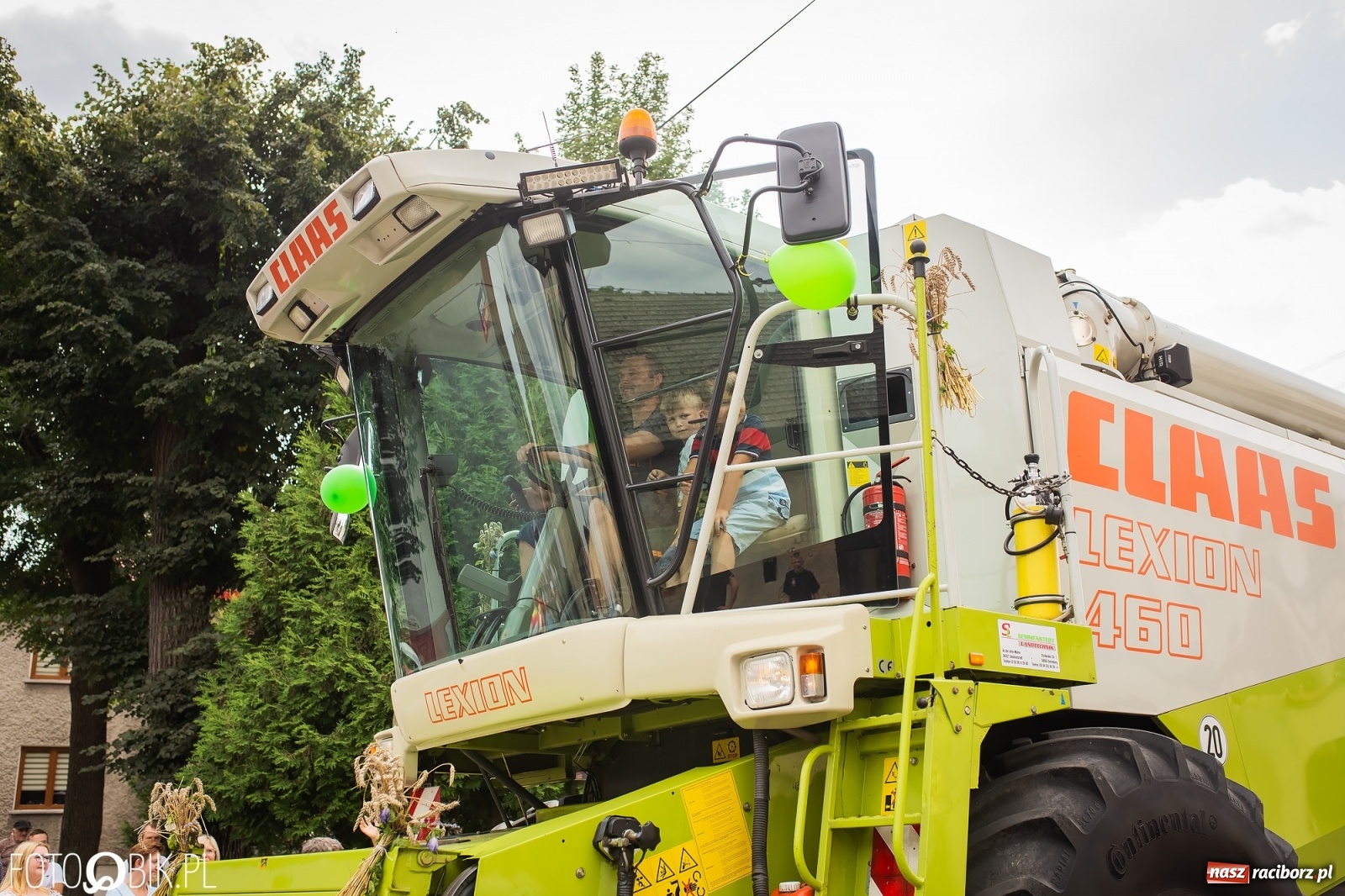 Zdjęcie w galerii na portalu naszraciborz.pl: My pandemii się nie boimy. Dożynki w Krzanowicach wiadomości z regionu