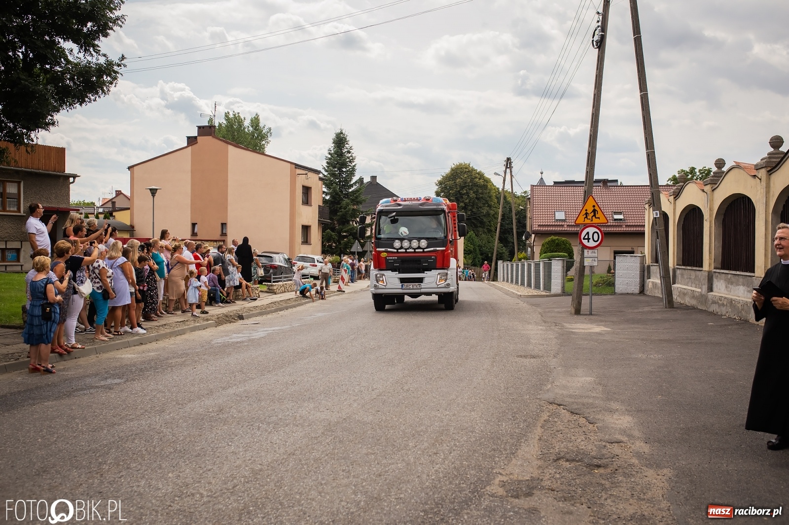 Zdjęcie w galerii na portalu naszraciborz.pl: My pandemii się nie boimy. Dożynki w Krzanowicach wiadomości z regionu