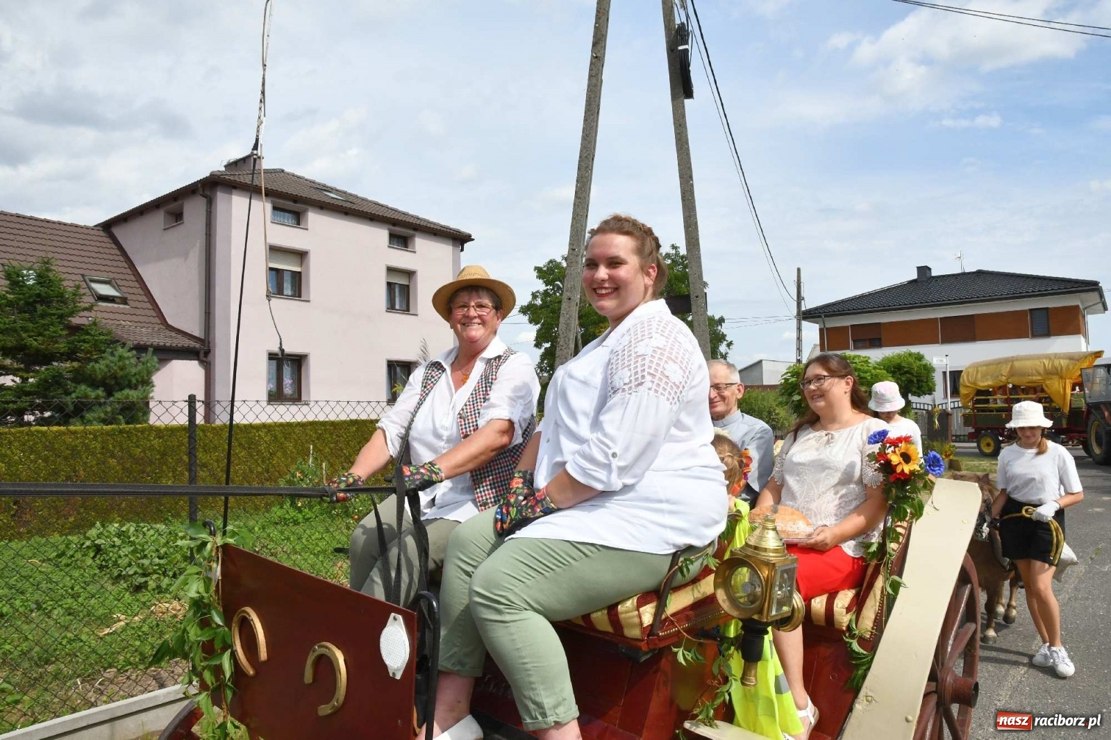 Zdjęcie w galerii na portalu naszraciborz.pl: Słoneczny patrol na dożynkach w Bolesławiu wiadomości z regionu