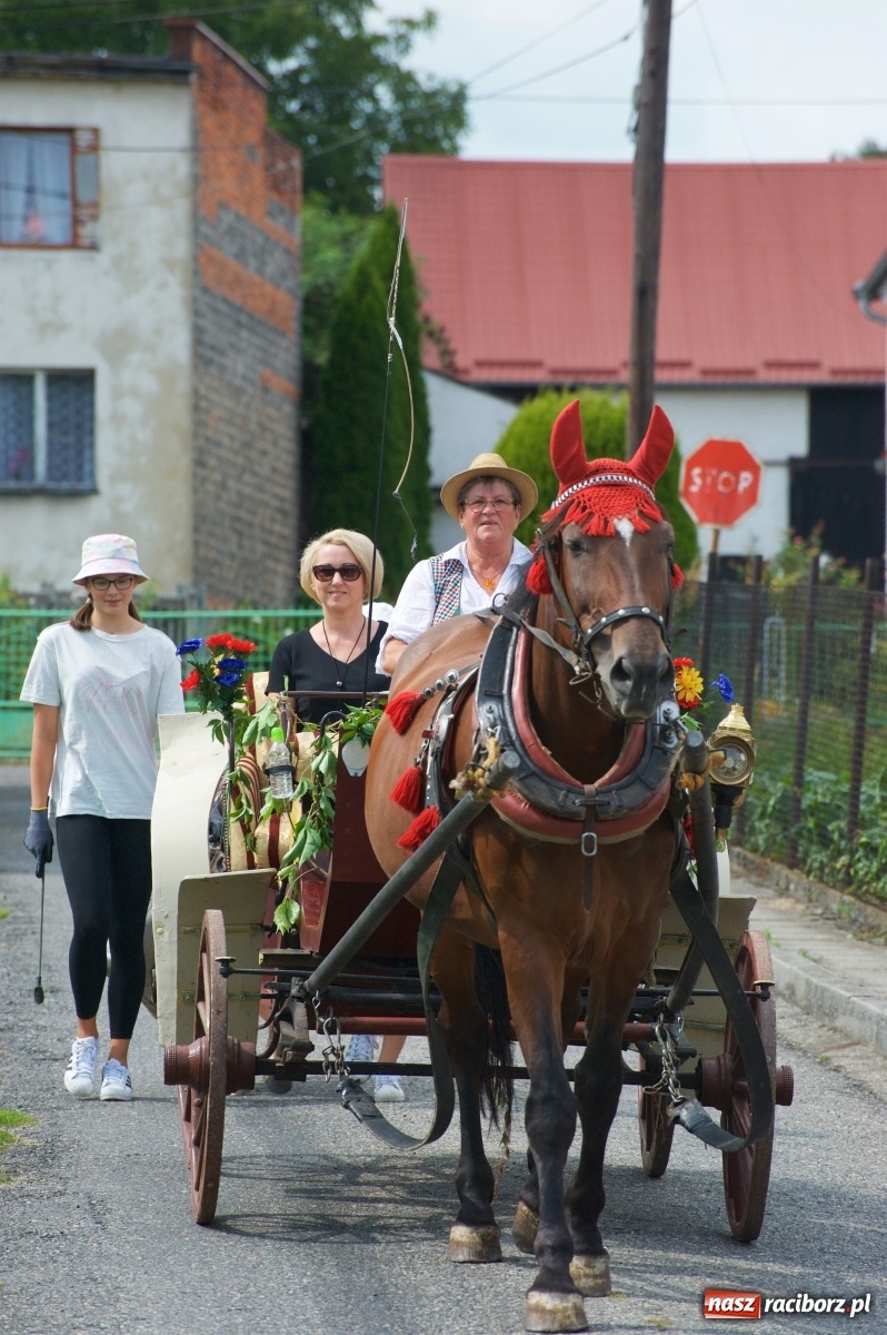 Zdjęcie w galerii na portalu naszraciborz.pl: Słoneczny patrol na dożynkach w Bolesławiu wiadomości z regionu