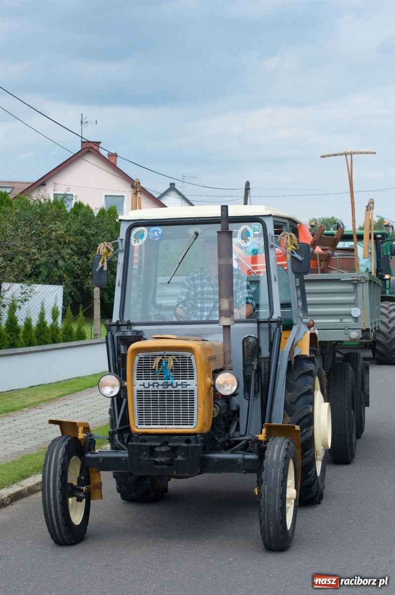 Zdjęcie w galerii na portalu naszraciborz.pl: Słoneczny patrol na dożynkach w Bolesławiu wiadomości z regionu
