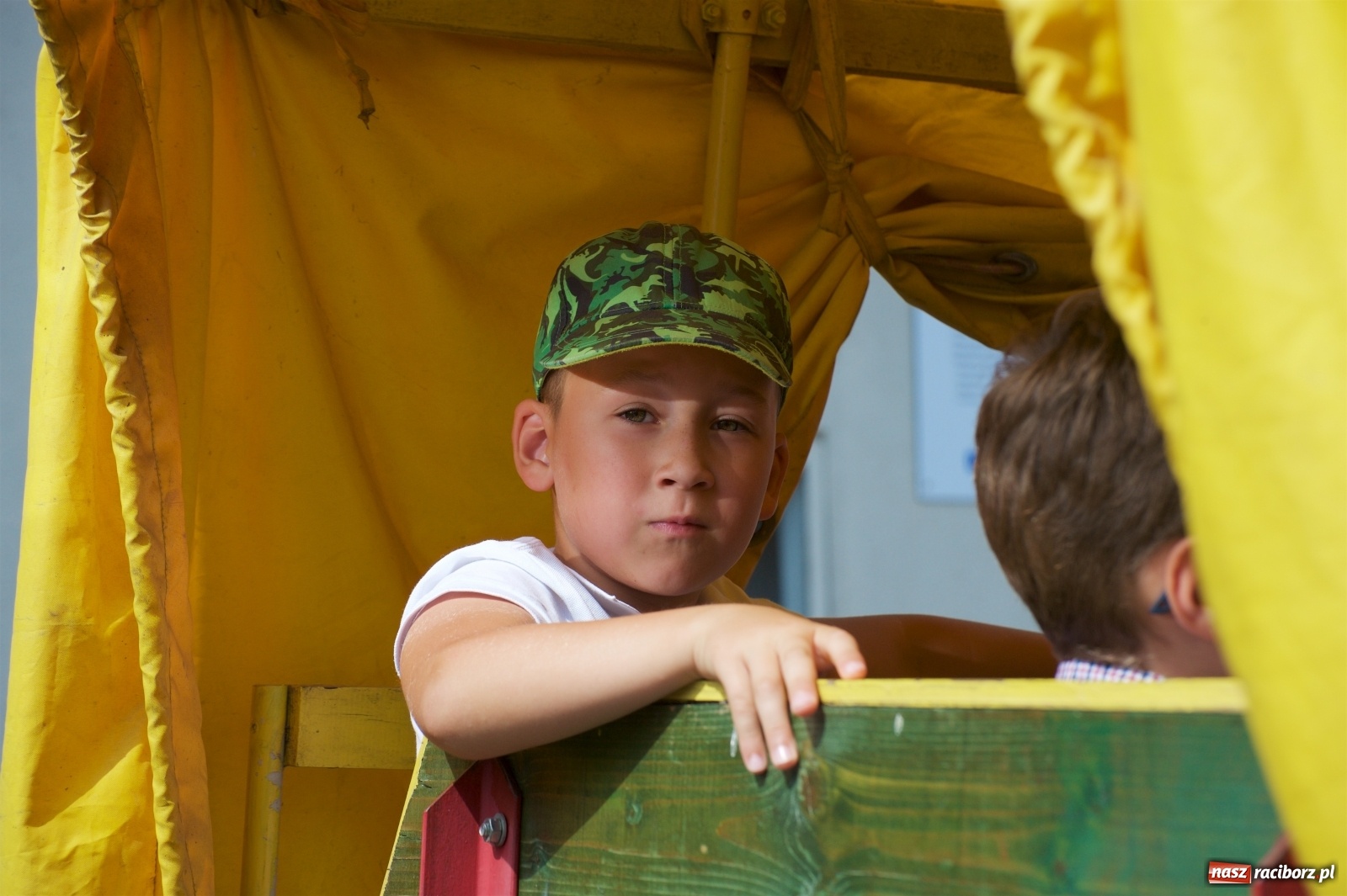 Zdjęcie w galerii na portalu naszraciborz.pl: Słoneczny patrol na dożynkach w Bolesławiu wiadomości z regionu