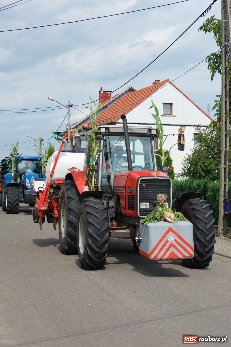Zdjęcie w galerii na portalu naszraciborz.pl: Słoneczny patrol na dożynkach w Bolesławiu wiadomości z regionu