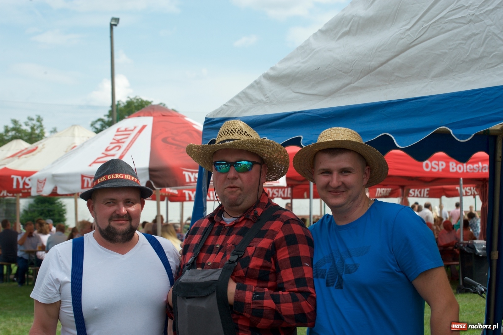 Zdjęcie w galerii na portalu naszraciborz.pl: Słoneczny patrol na dożynkach w Bolesławiu wiadomości z regionu
