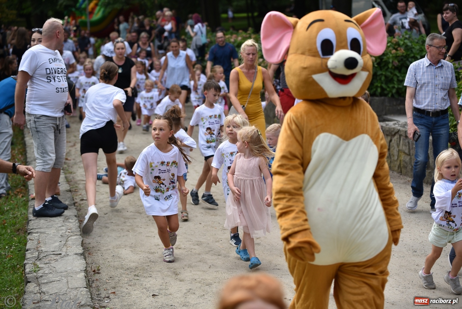 Zdjęcie w galerii na portalu naszraciborz.pl: Rozbiegany Racibórz. Run Kids na święto miasta [FOTO] wiadomości z regionu