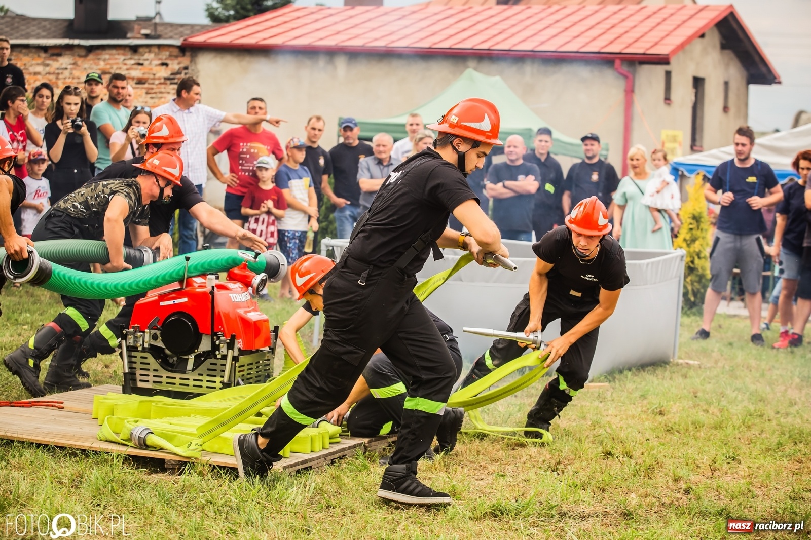 Zdjęcie w galerii na portalu naszraciborz.pl: OSP Samborowice najlepsze na zawodach w Krzanowicach wiadomości z regionu