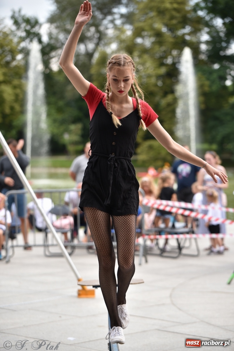 Zdjęcie w galerii na portalu naszraciborz.pl: Rodzinna niedziela na finał Dni Raciborza wiadomości z regionu