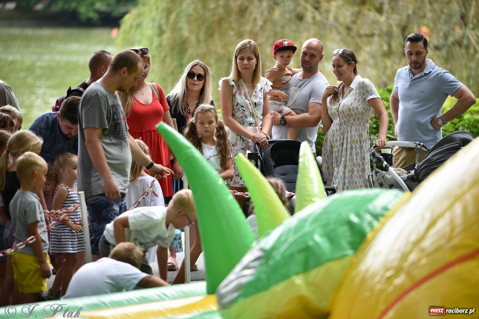 Zdjęcie w galerii na portalu naszraciborz.pl: Rodzinna niedziela na finał Dni Raciborza wiadomości z regionu