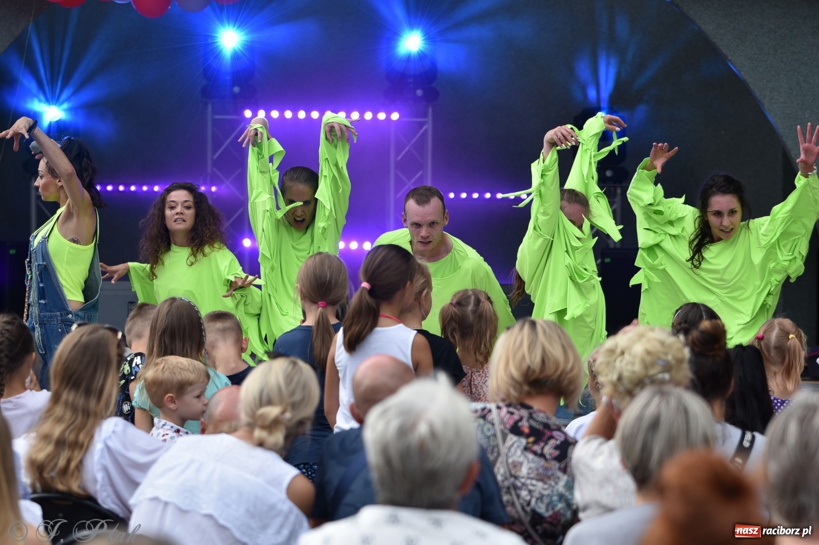 Zdjęcie w galerii na portalu naszraciborz.pl: Rodzinna niedziela na finał Dni Raciborza wiadomości z regionu