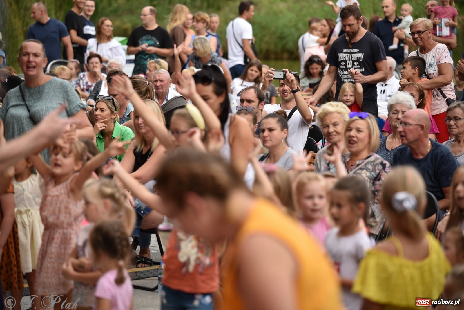 Zdjęcie w galerii na portalu naszraciborz.pl: Rodzinna niedziela na finał Dni Raciborza wiadomości z regionu
