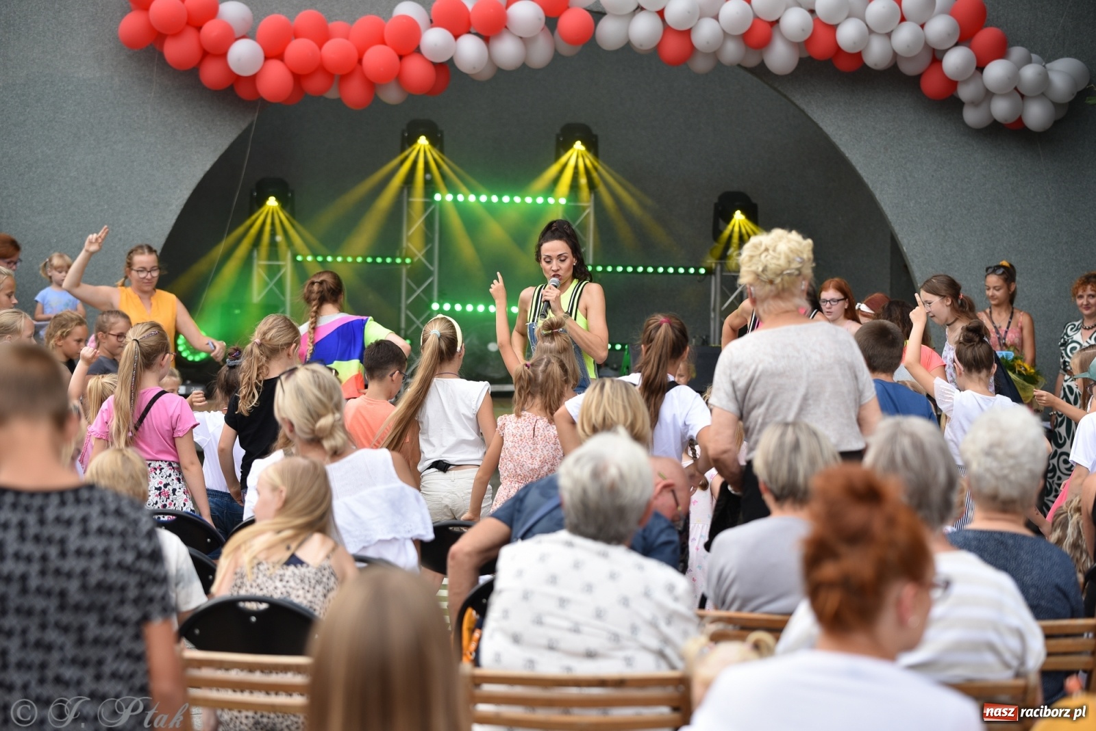 Zdjęcie w galerii na portalu naszraciborz.pl: Rodzinna niedziela na finał Dni Raciborza wiadomości z regionu