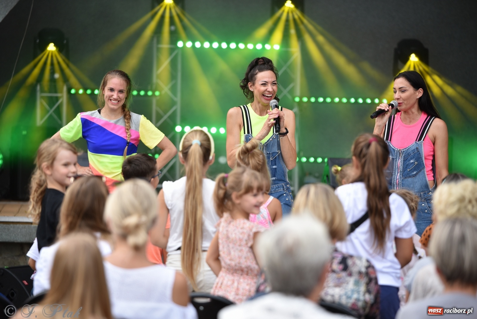 Zdjęcie w galerii na portalu naszraciborz.pl: Rodzinna niedziela na finał Dni Raciborza wiadomości z regionu