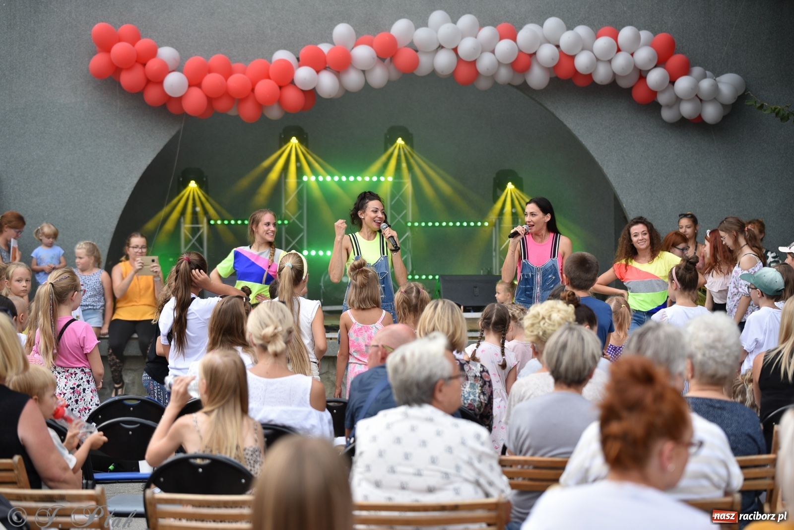 Zdjęcie w galerii na portalu naszraciborz.pl: Rodzinna niedziela na finał Dni Raciborza wiadomości z regionu