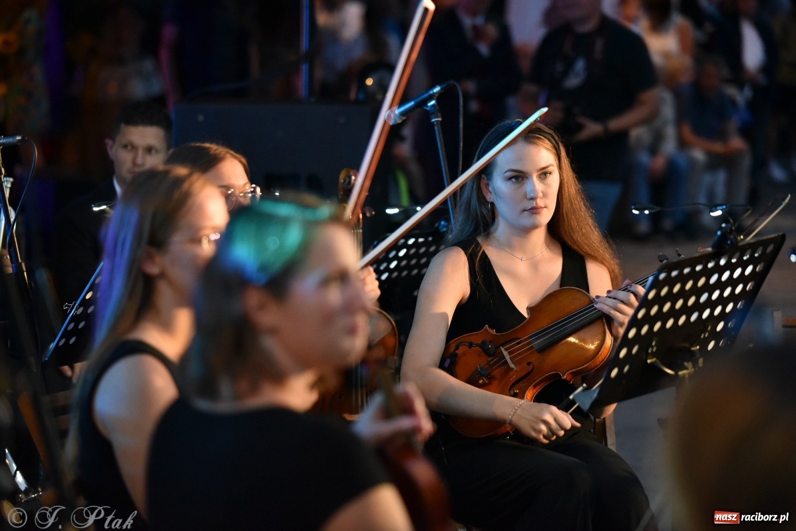 Zdjęcie w galerii na portalu naszraciborz.pl: Rodzinna niedziela na finał Dni Raciborza wiadomości z regionu
