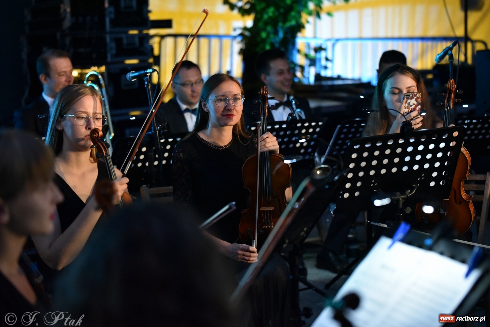 Zdjęcie w galerii na portalu naszraciborz.pl: Rodzinna niedziela na finał Dni Raciborza wiadomości z regionu