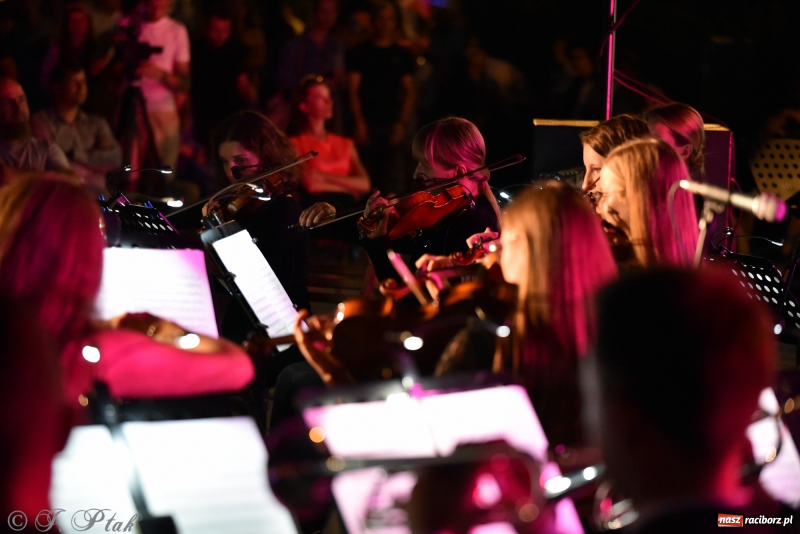 Zdjęcie w galerii na portalu naszraciborz.pl: Rodzinna niedziela na finał Dni Raciborza wiadomości z regionu