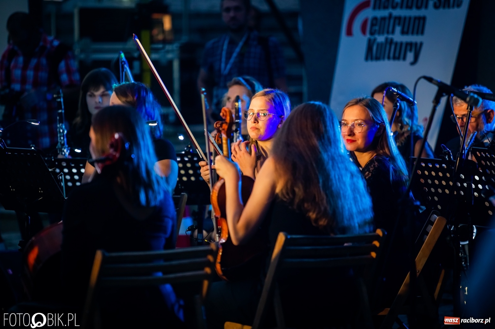 Zdjęcie w galerii na portalu naszraciborz.pl: Poezja i SeriaLOVE. Finał Dni Raciborza wiadomości z regionu