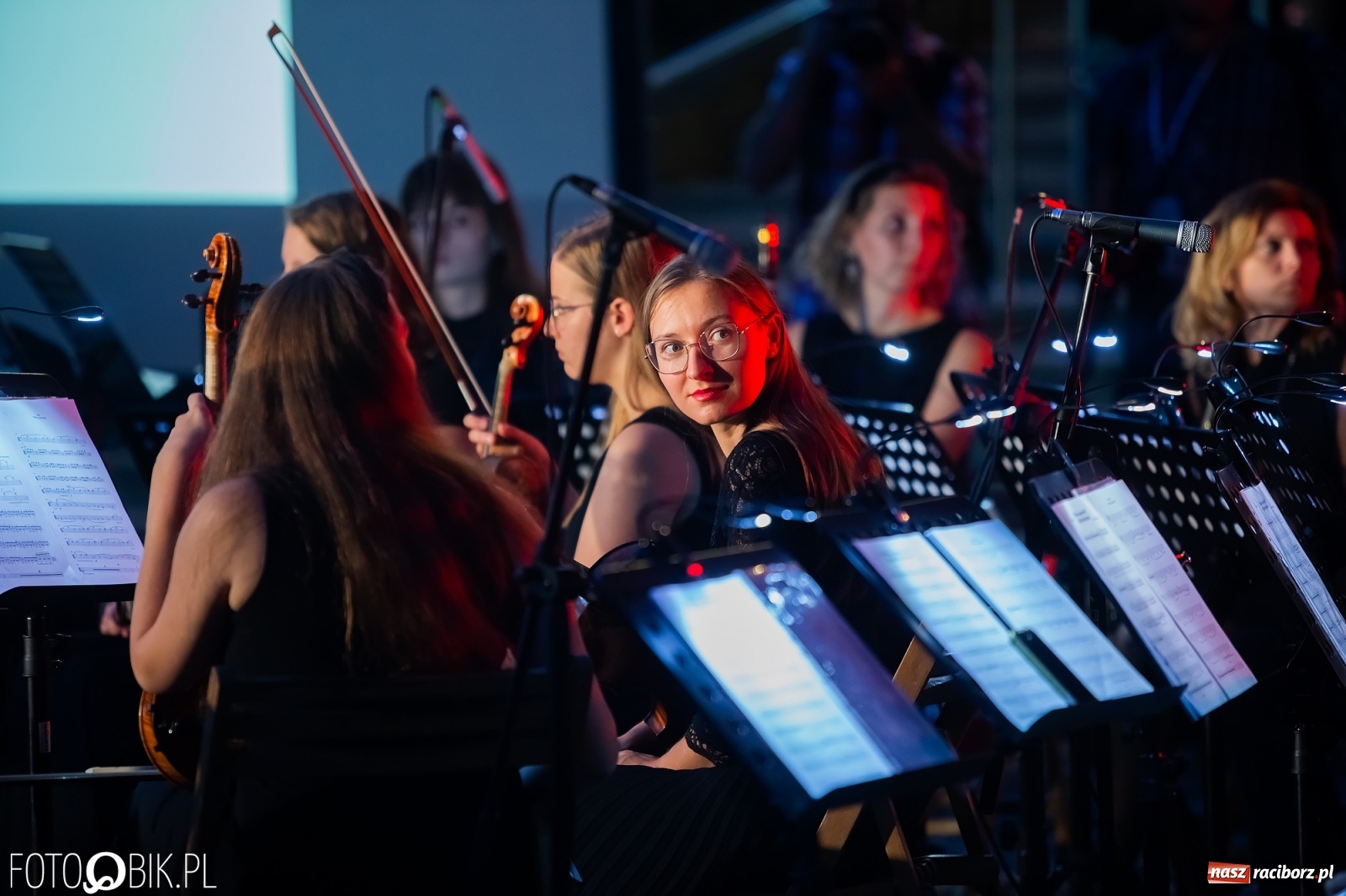 Zdjęcie w galerii na portalu naszraciborz.pl: Poezja i SeriaLOVE. Finał Dni Raciborza wiadomości z regionu