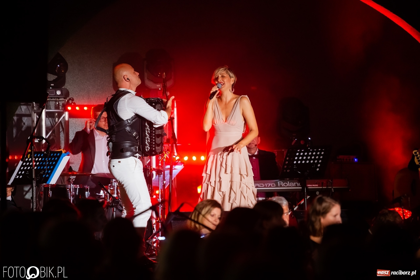 Zdjęcie w galerii na portalu naszraciborz.pl: Poezja i SeriaLOVE. Finał Dni Raciborza wiadomości z regionu