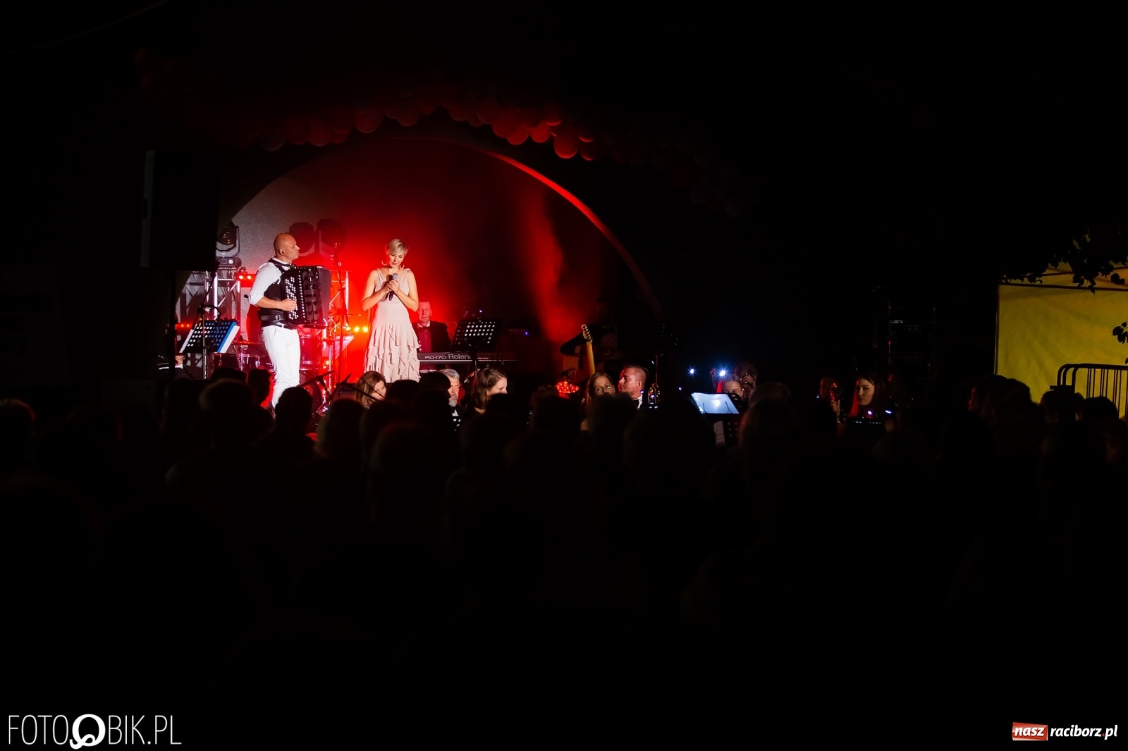 Zdjęcie w galerii na portalu naszraciborz.pl: Poezja i SeriaLOVE. Finał Dni Raciborza wiadomości z regionu