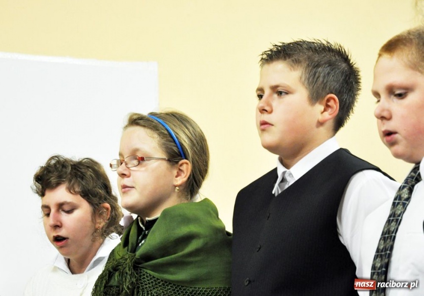 Zdjęcie w galerii na portalu naszraciborz.pl: Święto edukacji w Wojnowicach wiadomości z regionu