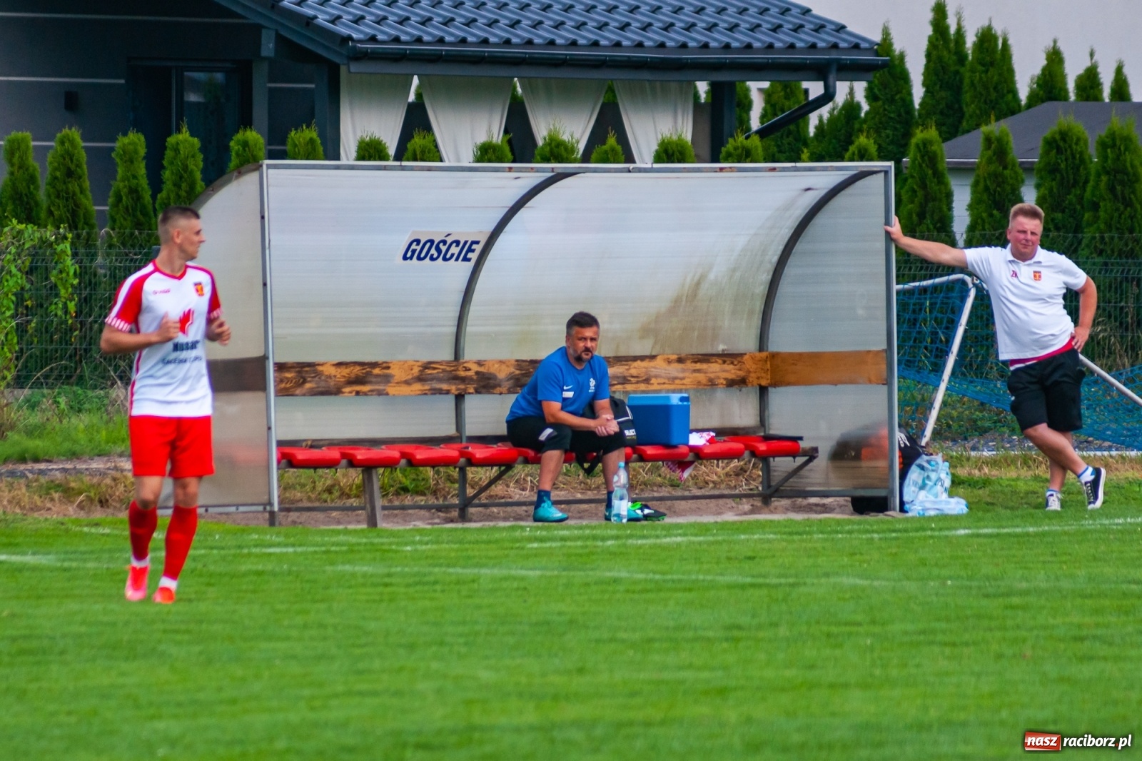 Zdjęcie w galerii na portalu naszraciborz.pl: Czerwona kartka pogrążyła Zameczek [FOTO] wiadomości z regionu