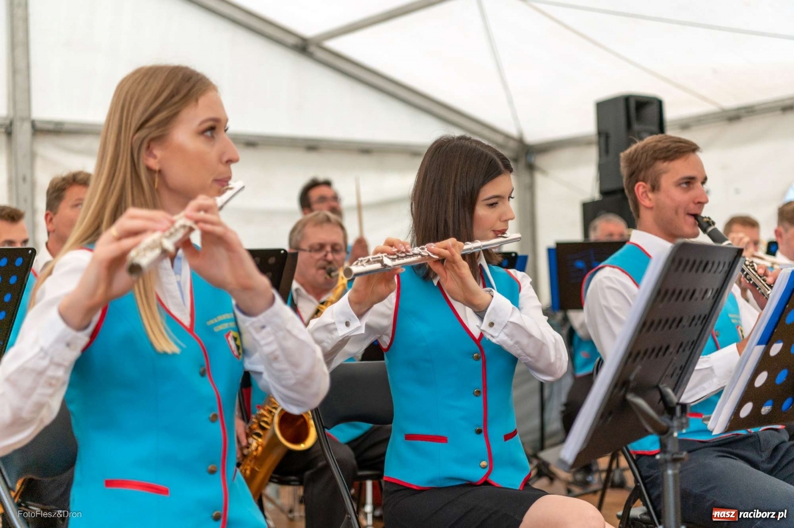 Zdjęcie w galerii na portalu naszraciborz.pl: Muzyczny niedzielny wieczór w Nędzy wiadomości z regionu
