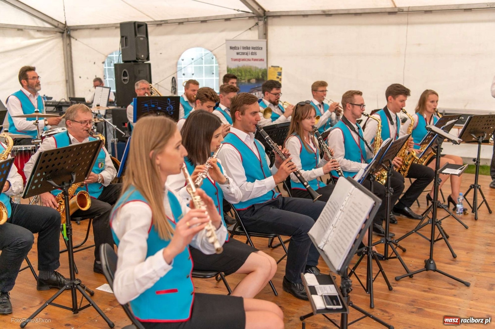 Zdjęcie w galerii na portalu naszraciborz.pl: Muzyczny niedzielny wieczór w Nędzy wiadomości z regionu