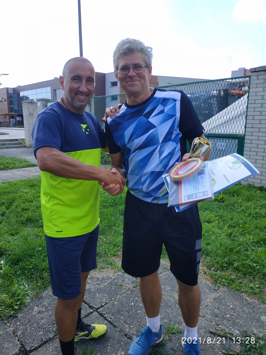 Zdjęcie w galerii na portalu naszraciborz.pl: Jarosław Chodenko wygrał amatorską ligę tenisa w Raciborzu wiadomości z regionu