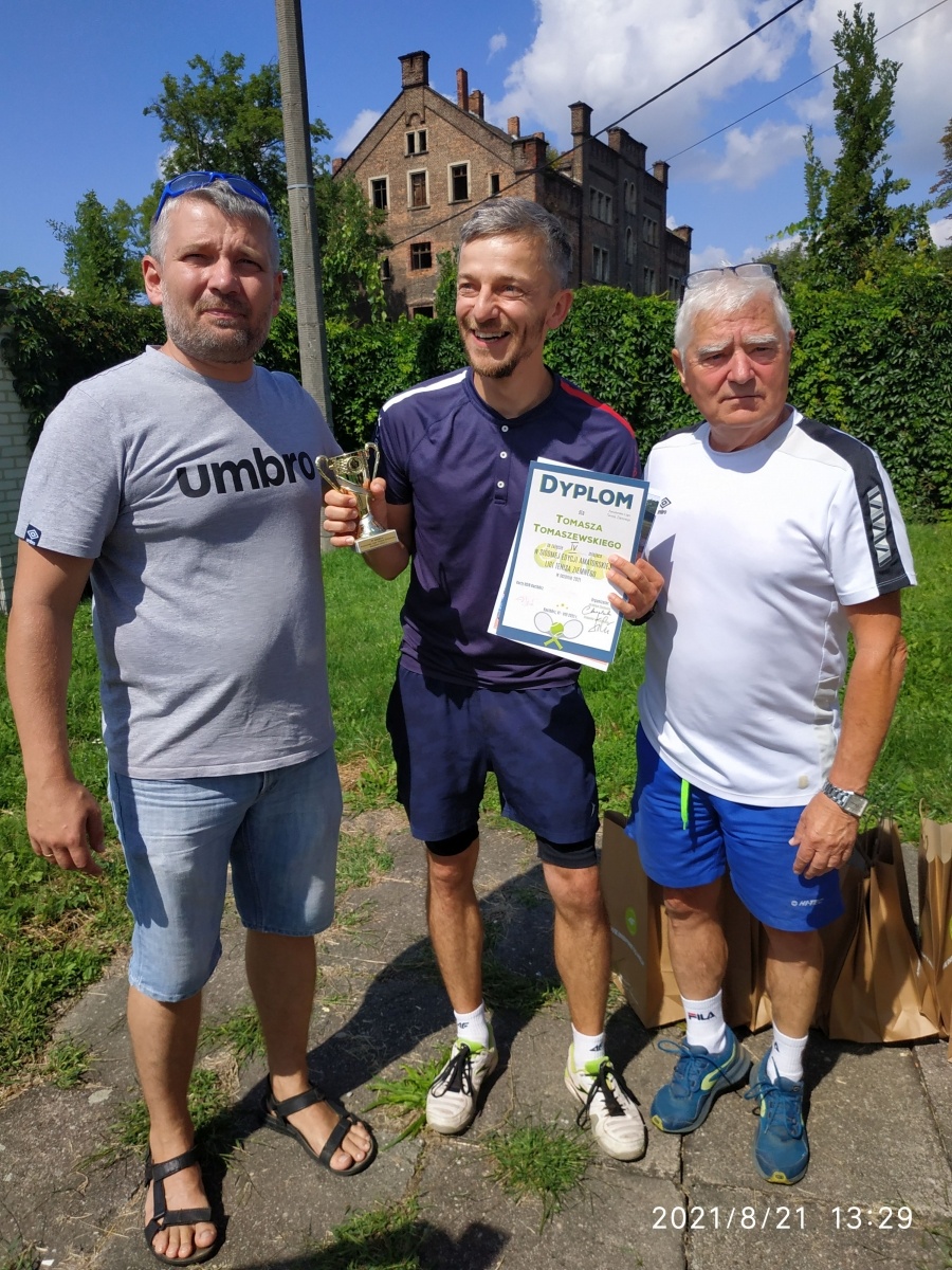 Zdjęcie w galerii na portalu naszraciborz.pl: Jarosław Chodenko wygrał amatorską ligę tenisa w Raciborzu wiadomości z regionu