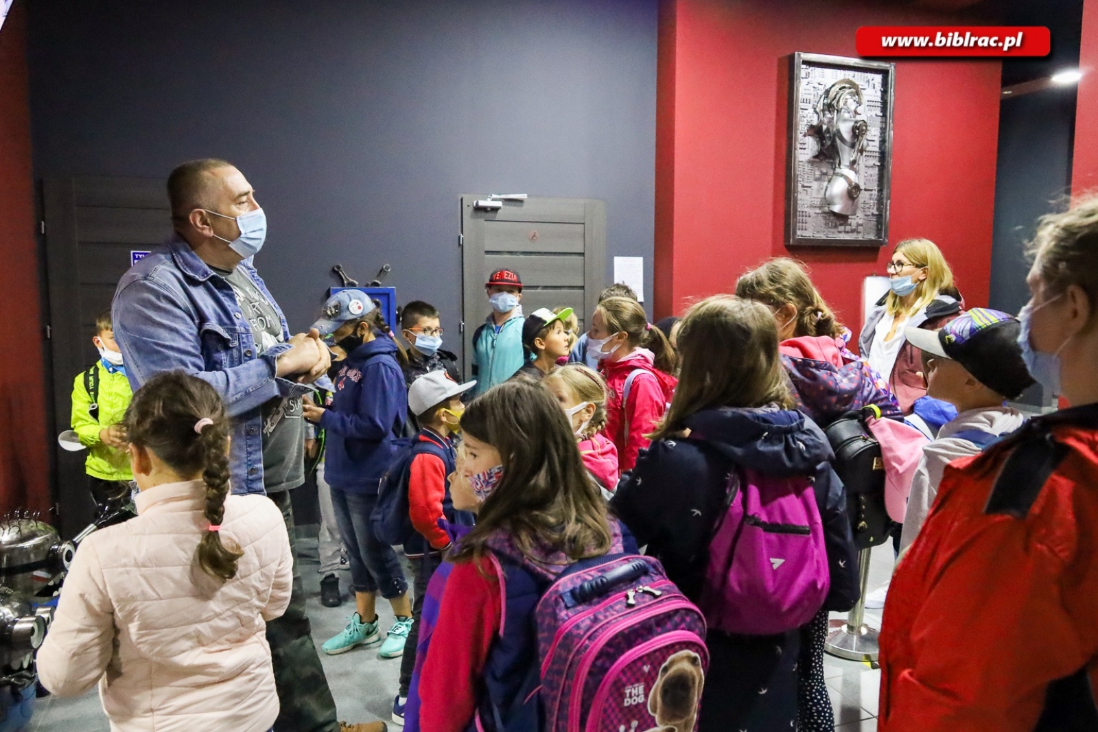 Zdjęcie w galerii na portalu naszraciborz.pl: Fabryka Robotów oraz Park Edukacji - kosmiczna wycieczka z biblioteką wiadomości z regionu