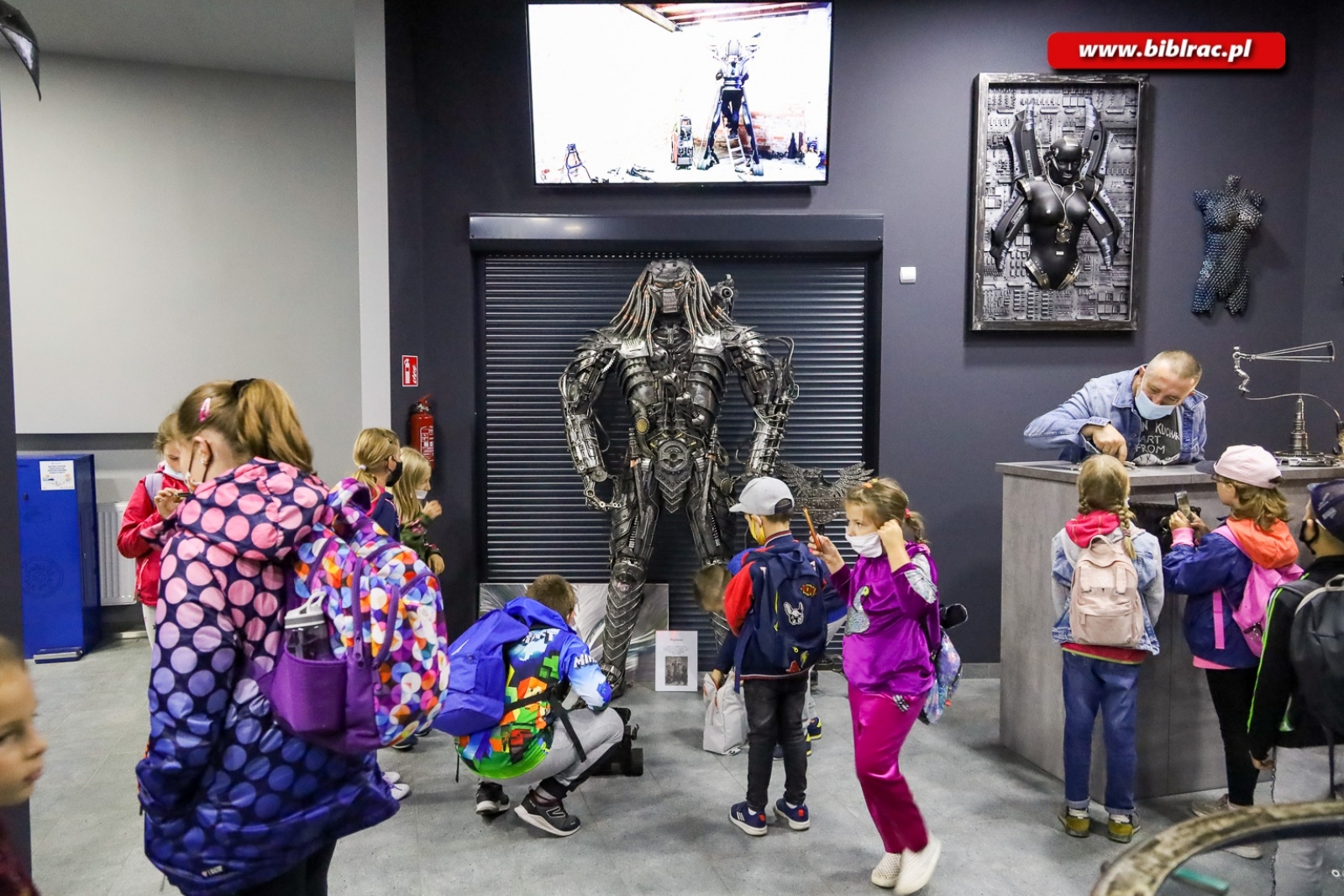 Zdjęcie w galerii na portalu naszraciborz.pl: Fabryka Robotów oraz Park Edukacji - kosmiczna wycieczka z biblioteką wiadomości z regionu