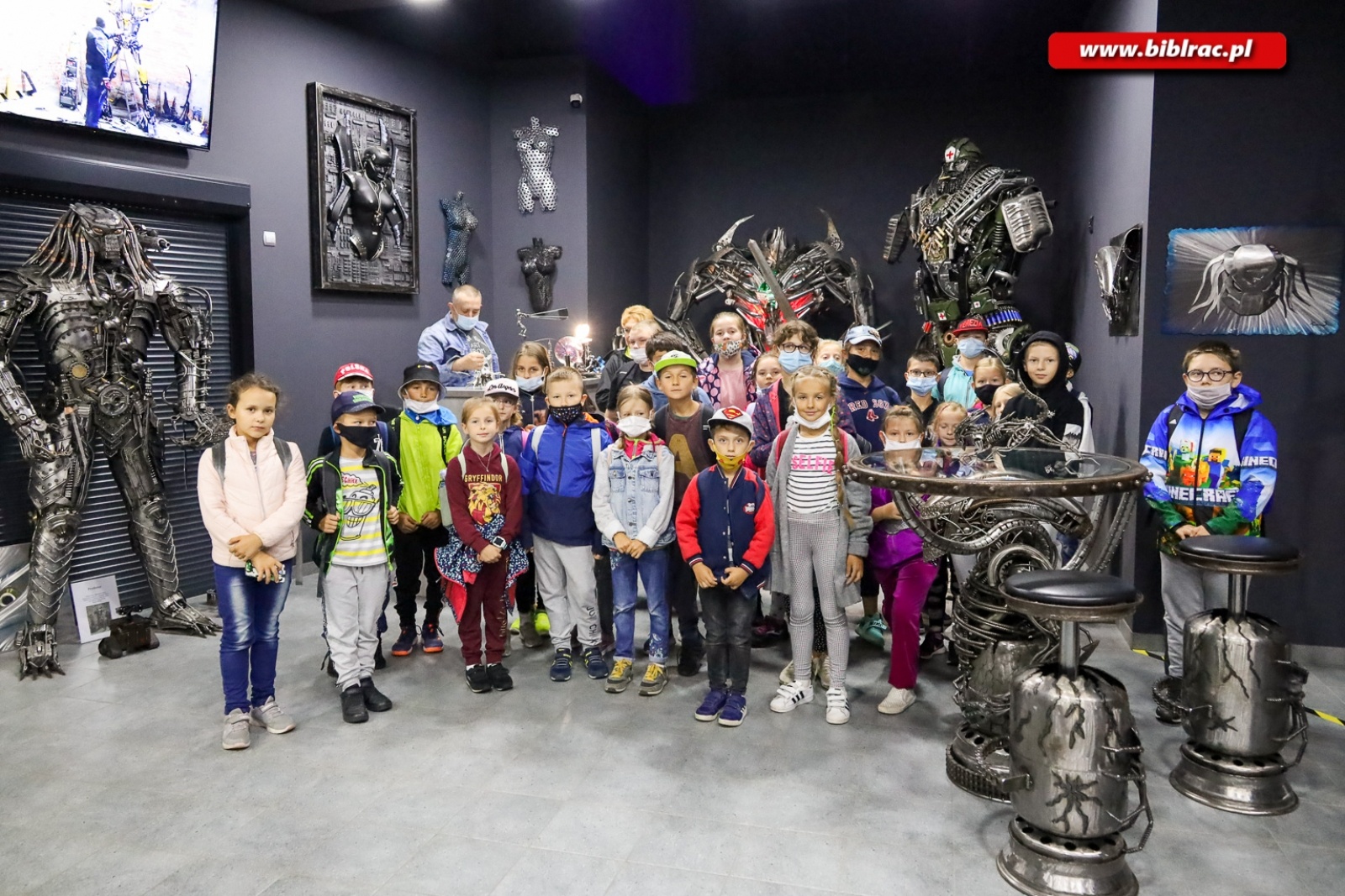 Zdjęcie w galerii na portalu naszraciborz.pl: Fabryka Robotów oraz Park Edukacji - kosmiczna wycieczka z biblioteką wiadomości z regionu