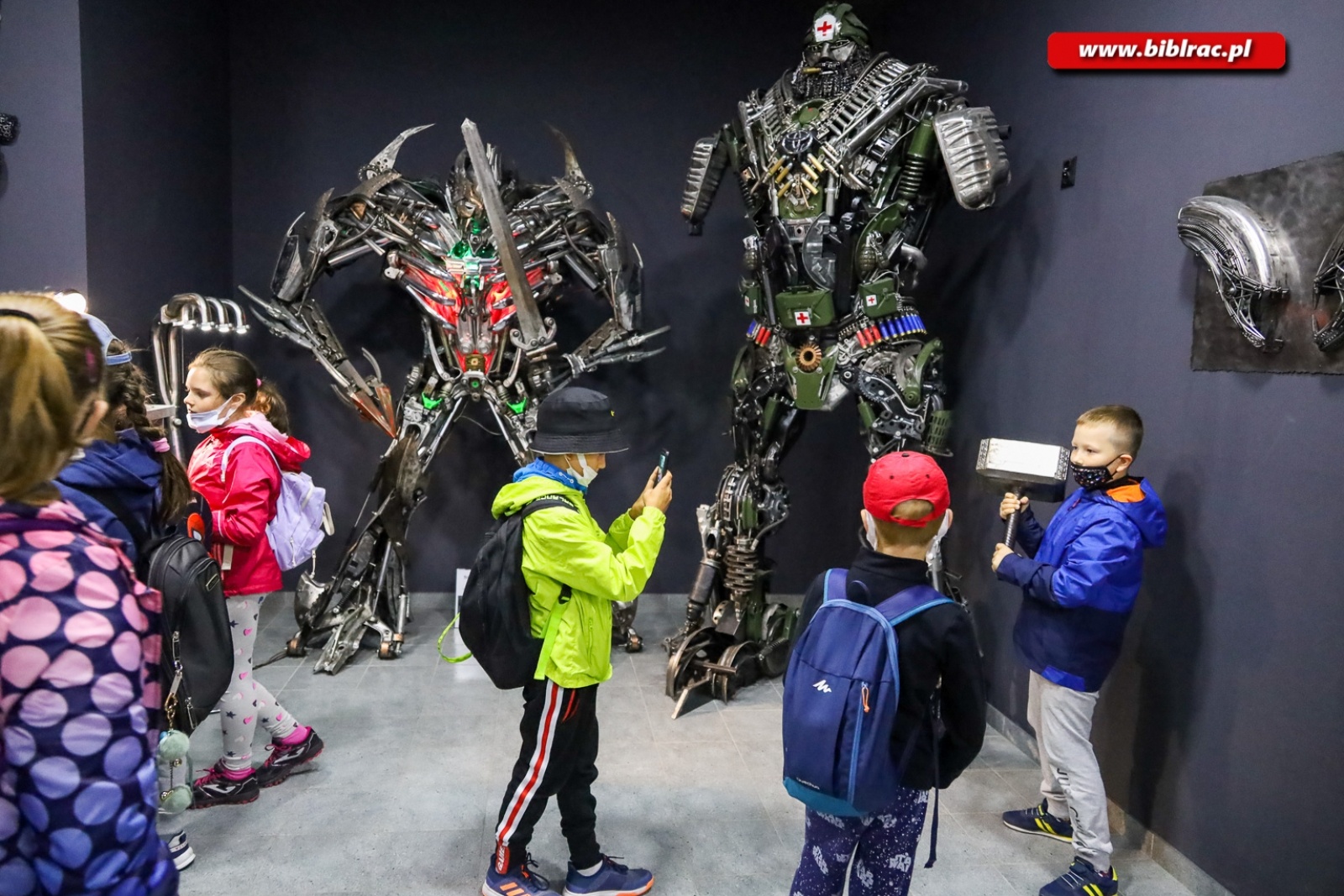 Zdjęcie w galerii na portalu naszraciborz.pl: Fabryka Robotów oraz Park Edukacji - kosmiczna wycieczka z biblioteką wiadomości z regionu