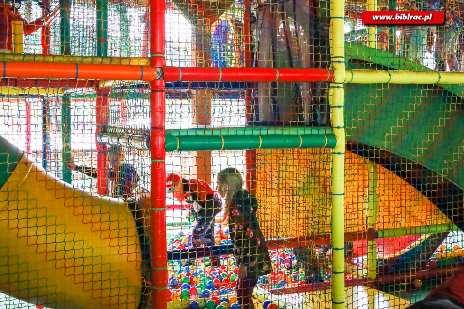 Zdjęcie w galerii na portalu naszraciborz.pl: Fabryka Robotów oraz Park Edukacji - kosmiczna wycieczka z biblioteką wiadomości z regionu