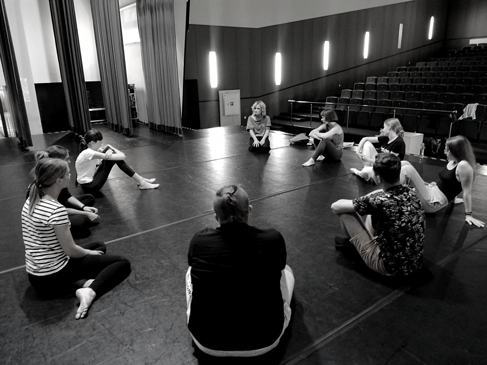 Zdjęcie w galerii na portalu naszraciborz.pl: W Pogrzebieniu powstaje bajka o Kinderlagrze wiadomości z regionu