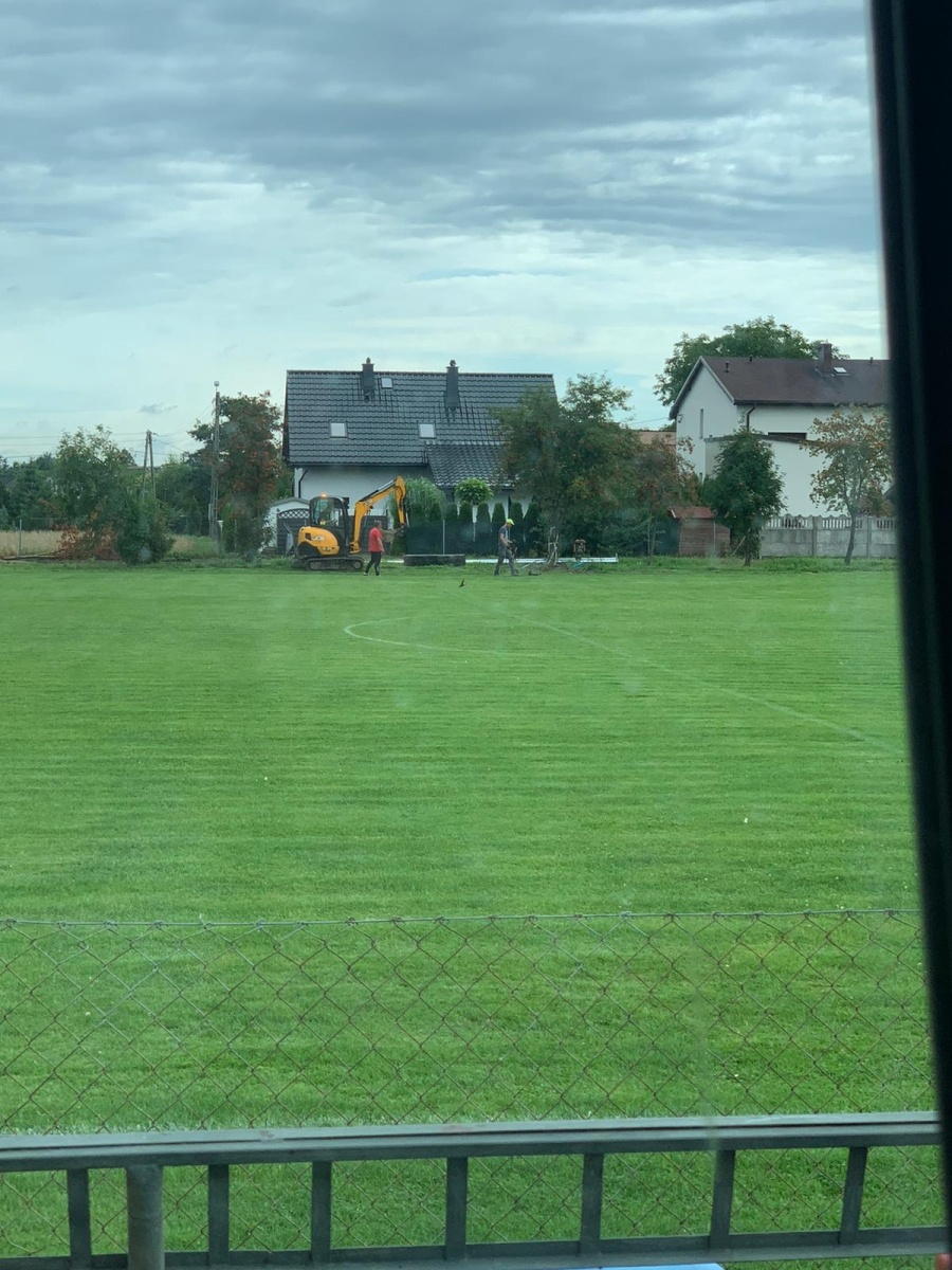 Zdjęcie w galerii na portalu naszraciborz.pl: Klub z Krzyżanowic ma nowe oświetlenie boiska wiadomości z regionu