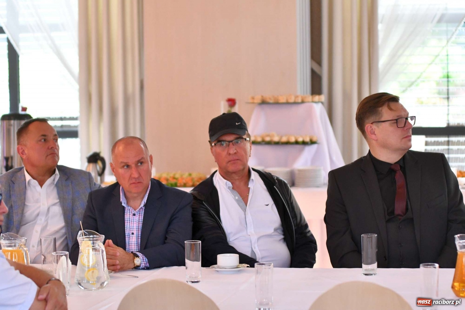 Zdjęcie w galerii na portalu naszraciborz.pl: Władze powiatu zaprosiły przedsiębiorców do Szymocic. Rozmawiano o biznesie wiadomości z regionu