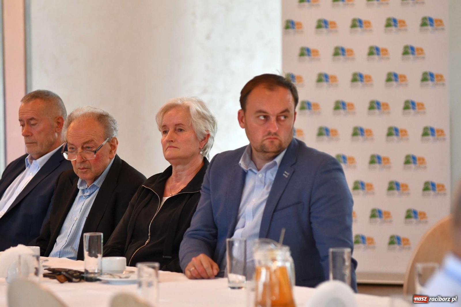 Zdjęcie w galerii na portalu naszraciborz.pl: Władze powiatu zaprosiły przedsiębiorców do Szymocic. Rozmawiano o biznesie wiadomości z regionu