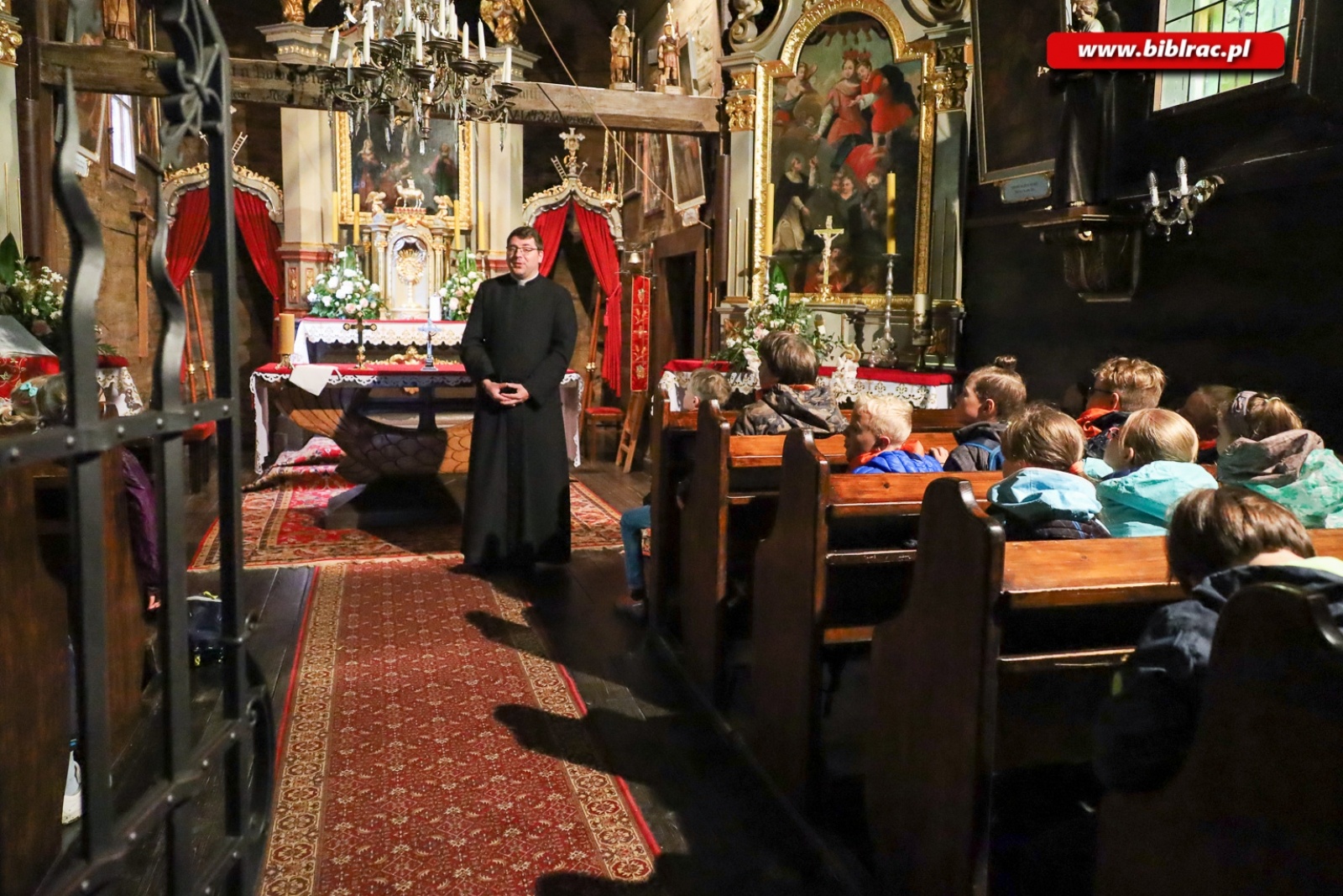 Zdjęcie w galerii na portalu naszraciborz.pl: Wycieczka po gminach powiatu na zakończenie wakacji z Biblioteką [FOTO i WIDEO] wiadomości z regionu