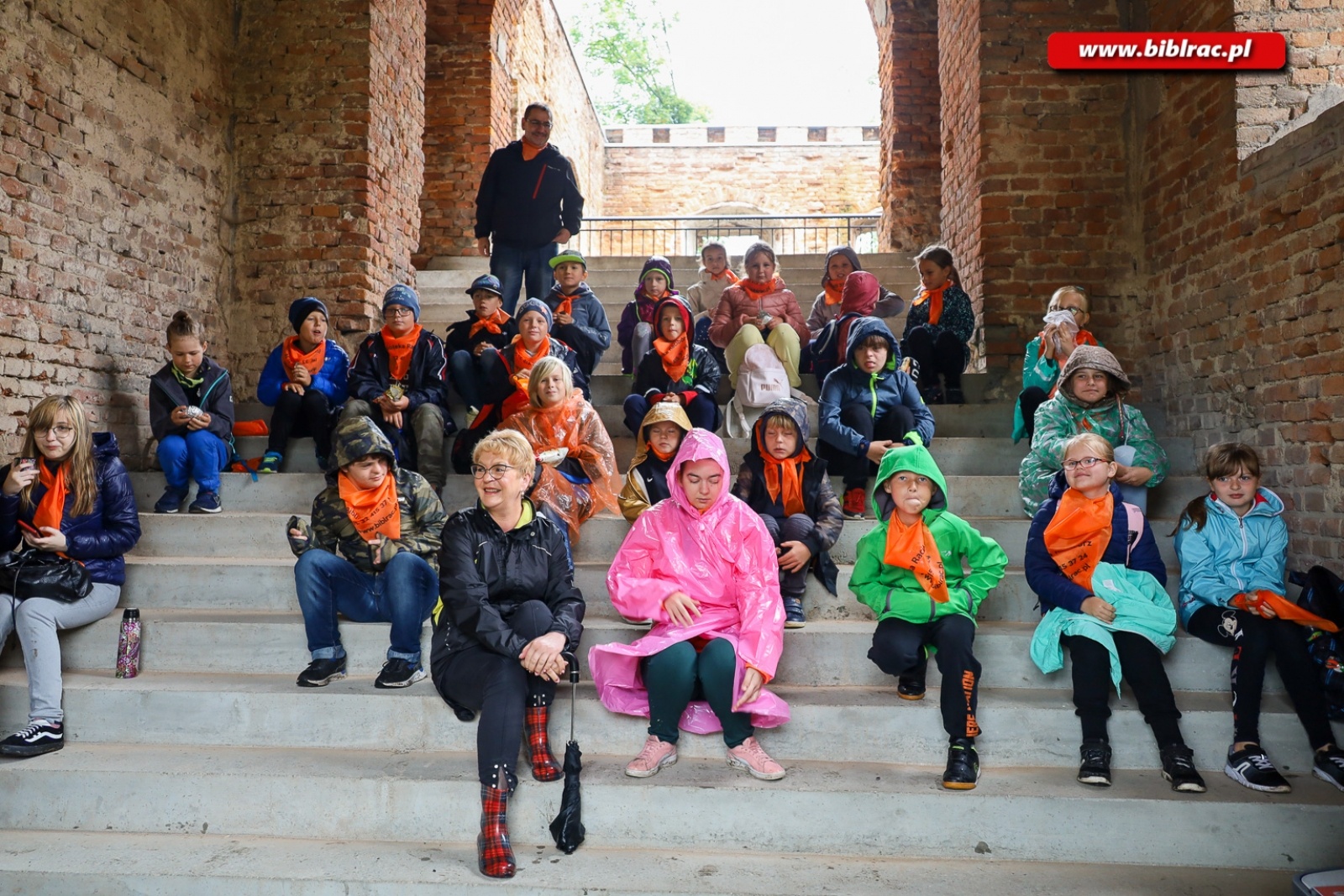 Zdjęcie w galerii na portalu naszraciborz.pl: Wycieczka po gminach powiatu na zakończenie wakacji z Biblioteką [FOTO i WIDEO] wiadomości z regionu
