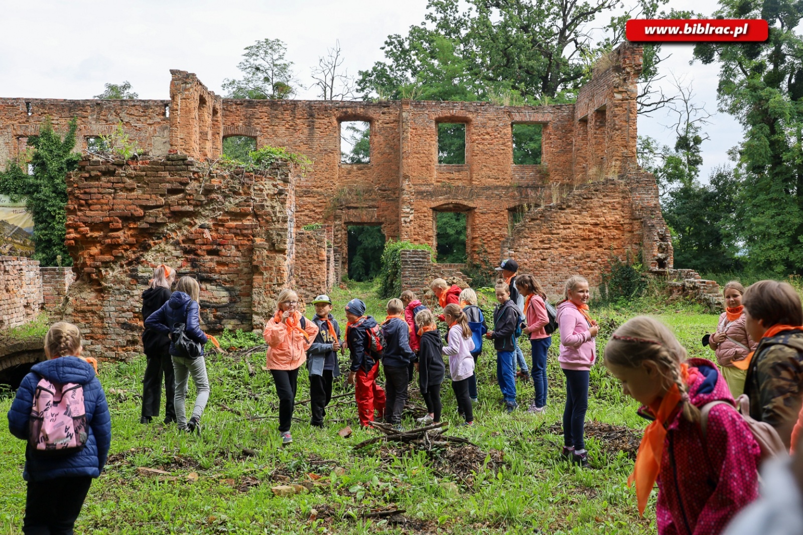 Zdjęcie w galerii na portalu naszraciborz.pl: Wycieczka po gminach powiatu na zakończenie wakacji z Biblioteką [FOTO i WIDEO] wiadomości z regionu