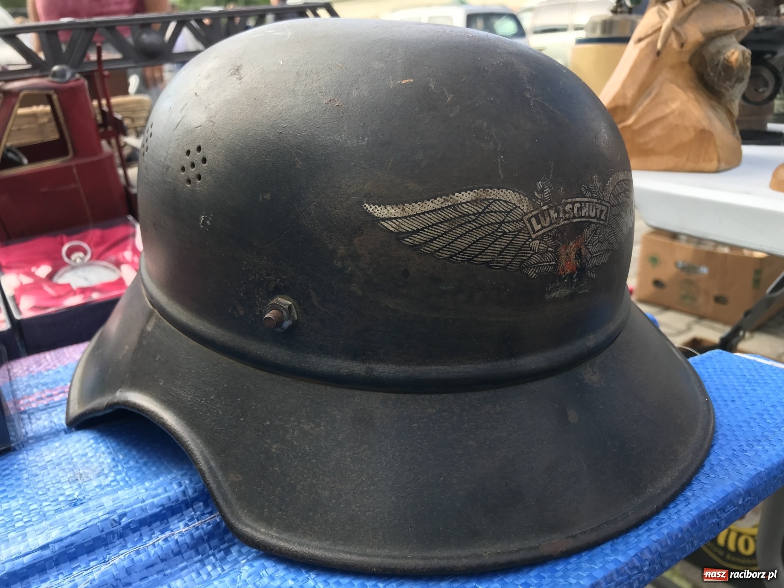 Zdjęcie w galerii na portalu naszraciborz.pl: Targ w Pietrowicach Wielkich. Coraz więcej sprzedających, coraz więcej nowizny wiadomości z regionu