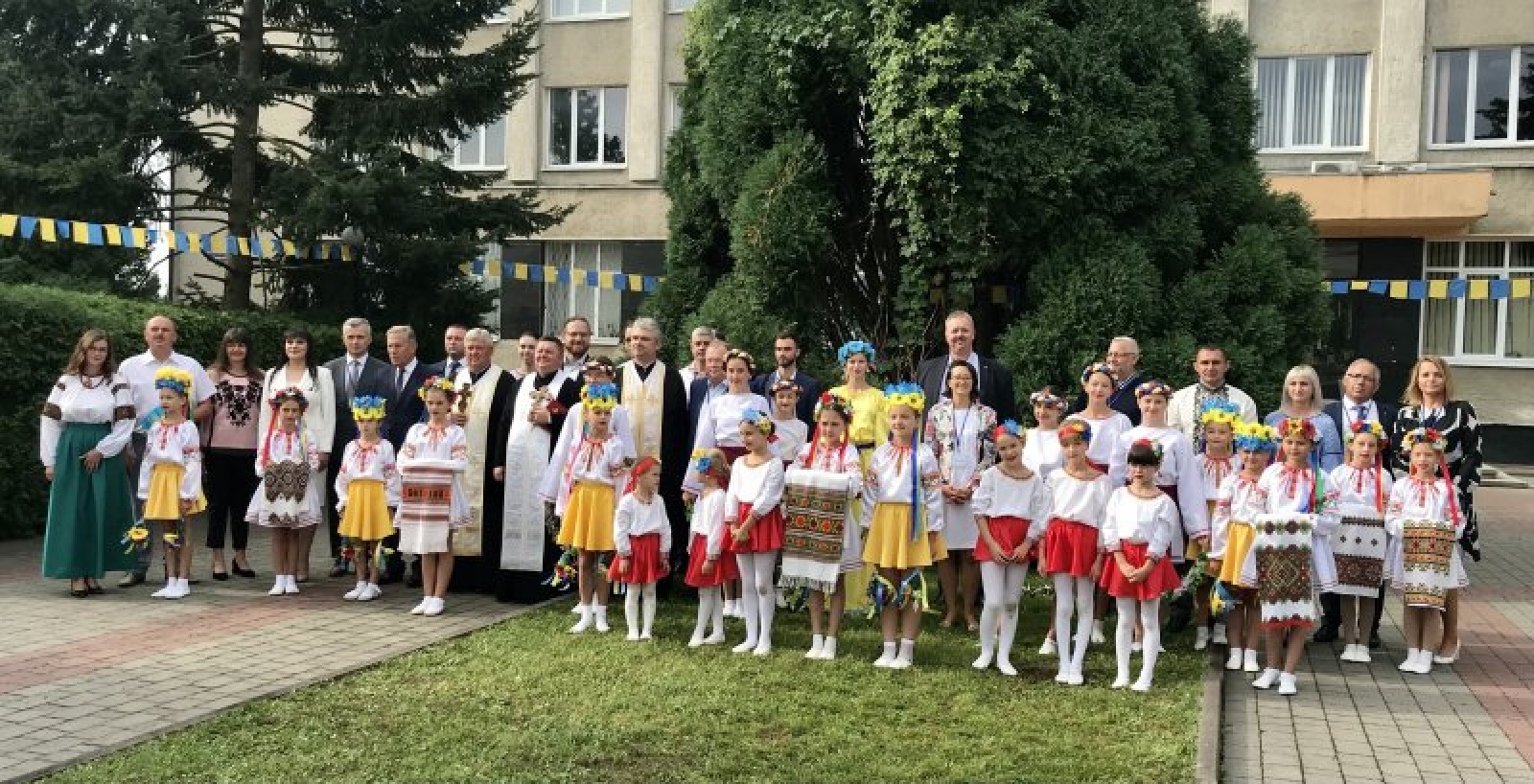 Zdjęcie w galerii na portalu naszraciborz.pl: Delegacja Raciborza na obchodach 30-lecia niepodległości Ukrainy w Tyśmienicy wiadomości z regionu