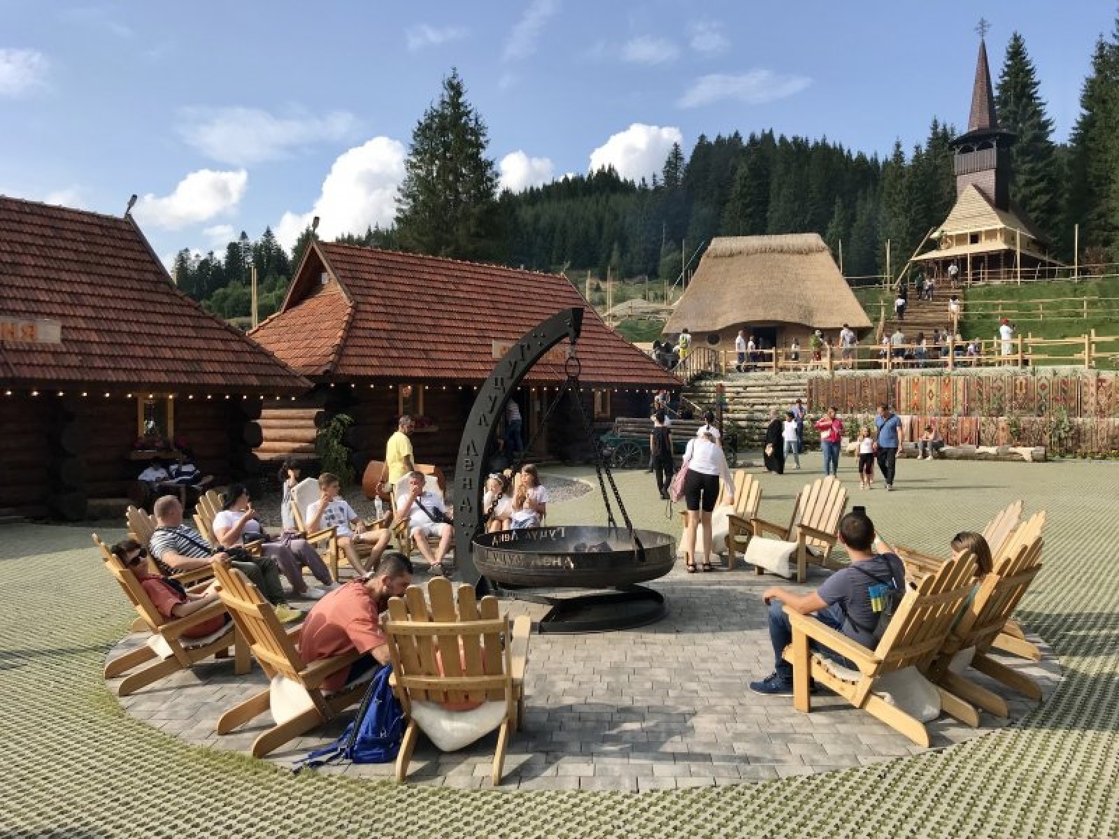 Zdjęcie w galerii na portalu naszraciborz.pl: Delegacja Raciborza na obchodach 30-lecia niepodległości Ukrainy w Tyśmienicy wiadomości z regionu