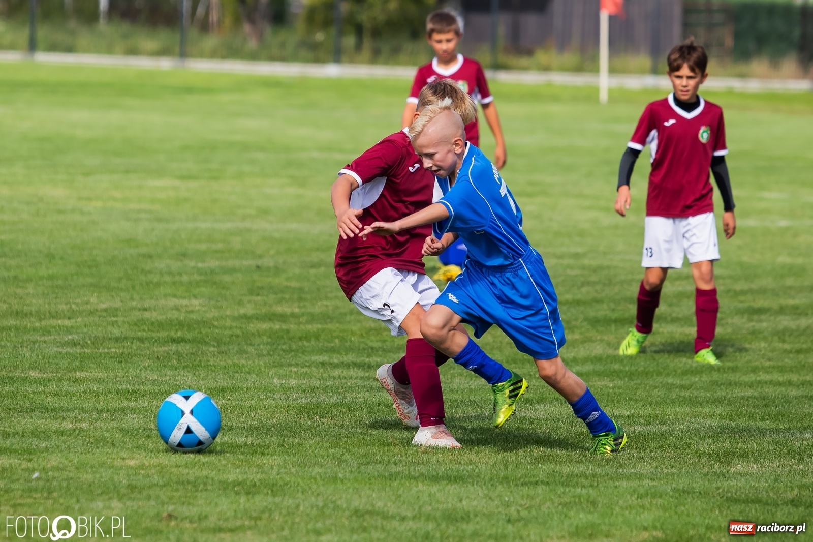Zdjęcie w galerii na portalu naszraciborz.pl: Piłkarska rywalizacja w turnieju im. Zbigniewa Oszka [FOTO] wiadomości z regionu